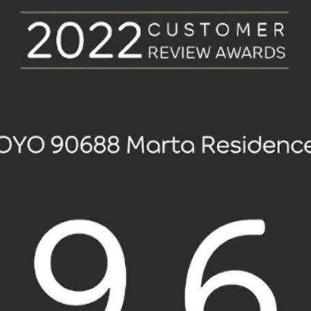 Oyo 90688 Marta Residence 加拉旺 外观 照片